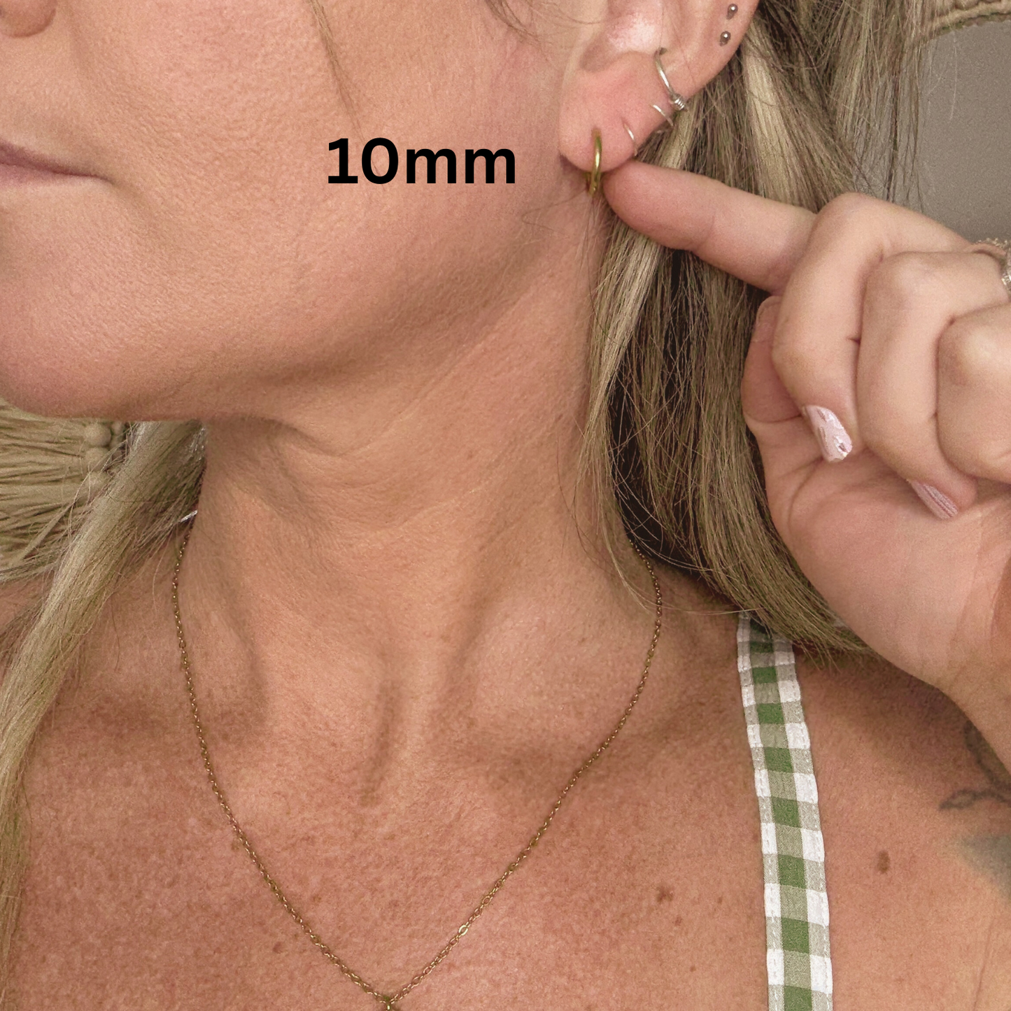 Minimalistic Gold Huggie Earrings - Stainless Steel