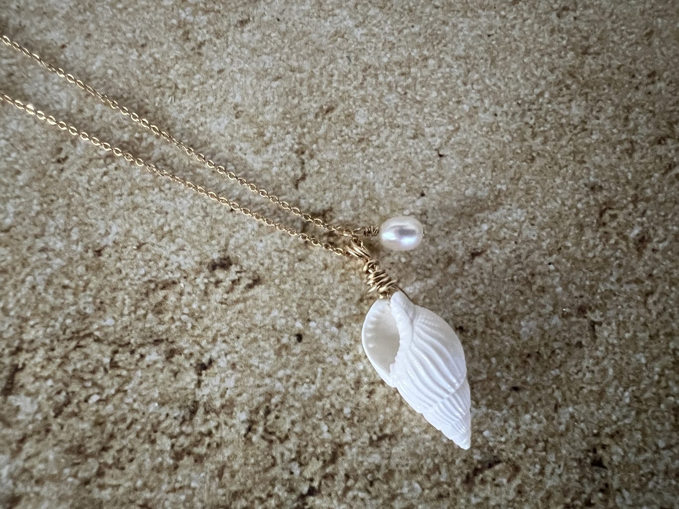 Natural White Seashell Gold Filled Necklace with Pearl image 4