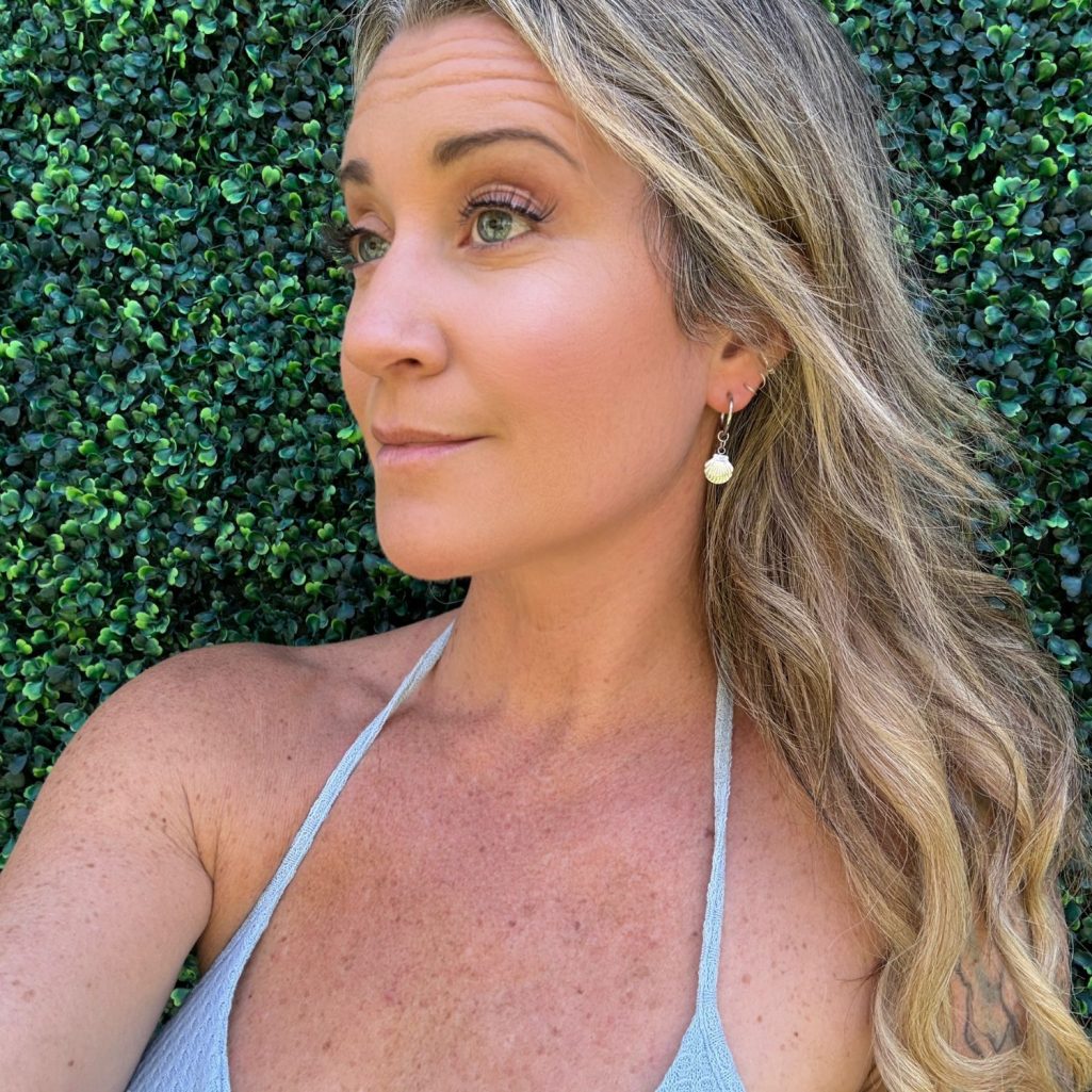 Huggie Seashell Earrings - Stainless Steel image 2