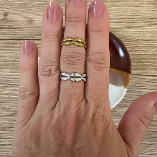 Cowrie Adjustable Ring