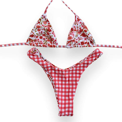 Shore Thing Reversible Bikini Top - Summer Picnic