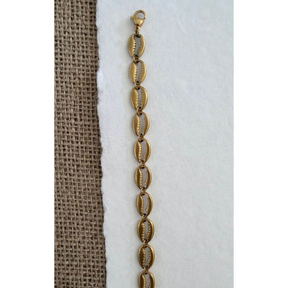 Cowrie Puka Seashell Bracelet