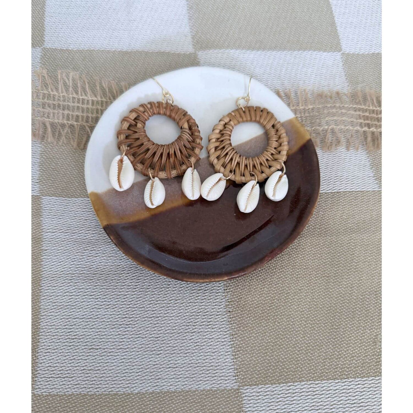 Cowrie- Rattan Round Earrings