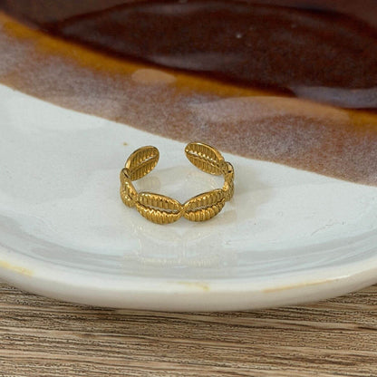 Cowrie Adjustable Ring