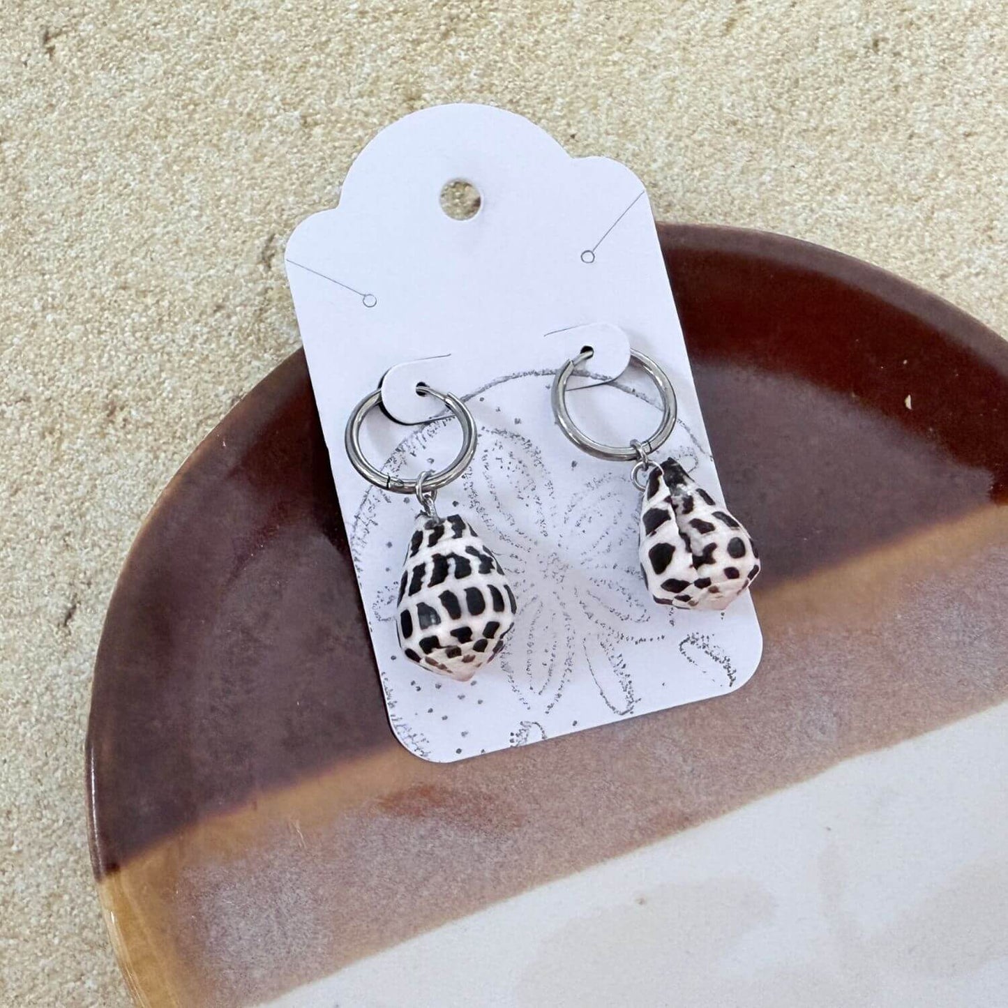Hebrew Hawaiian Shell Huggie Earrings - Silver
