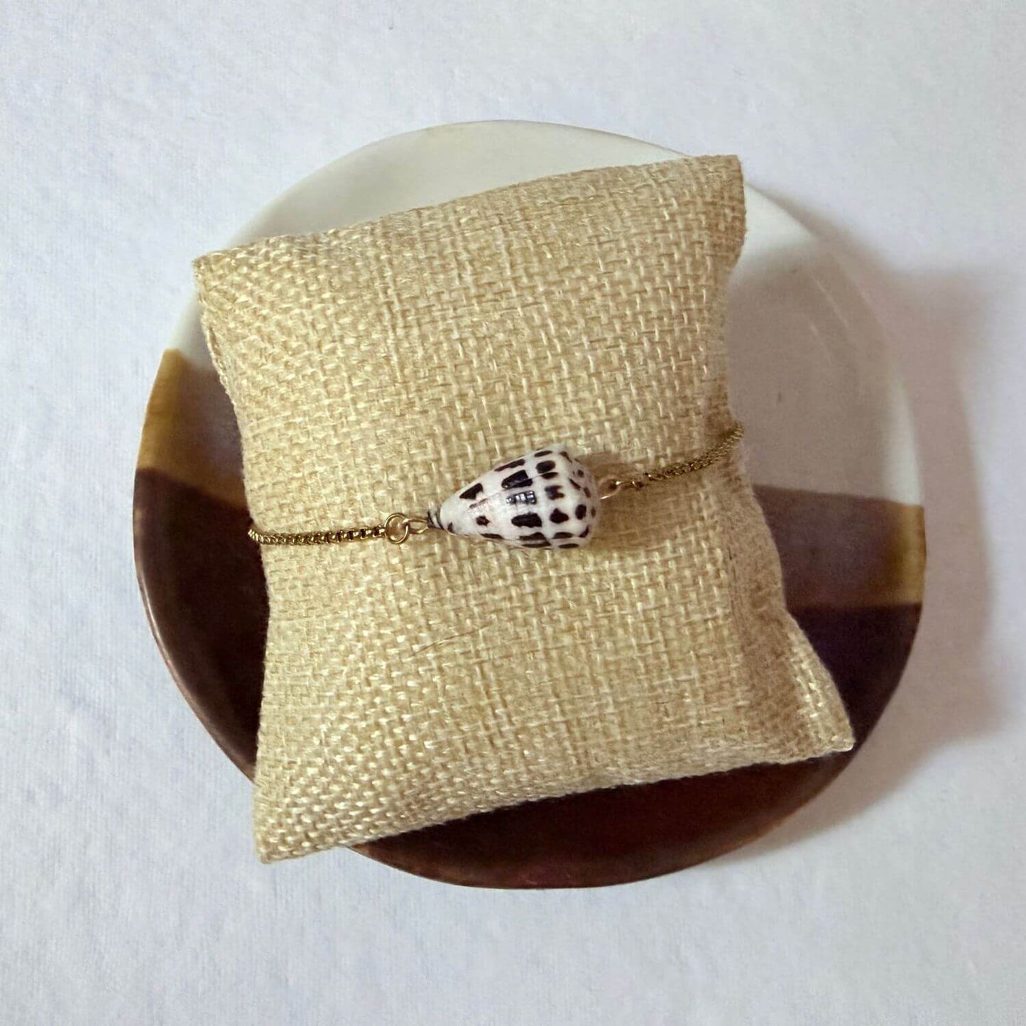 Hebrew Cone Seashell Adjustable Bracelet