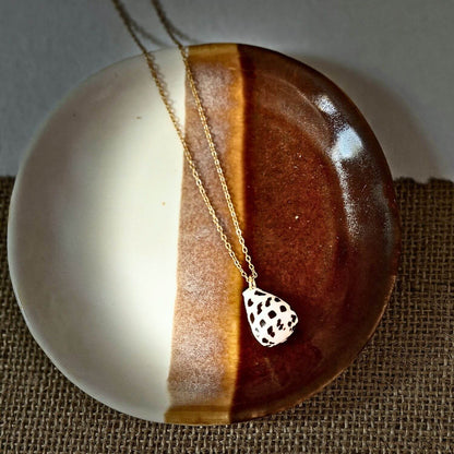 Hebrew Cone Hawaiian Necklace - Gold