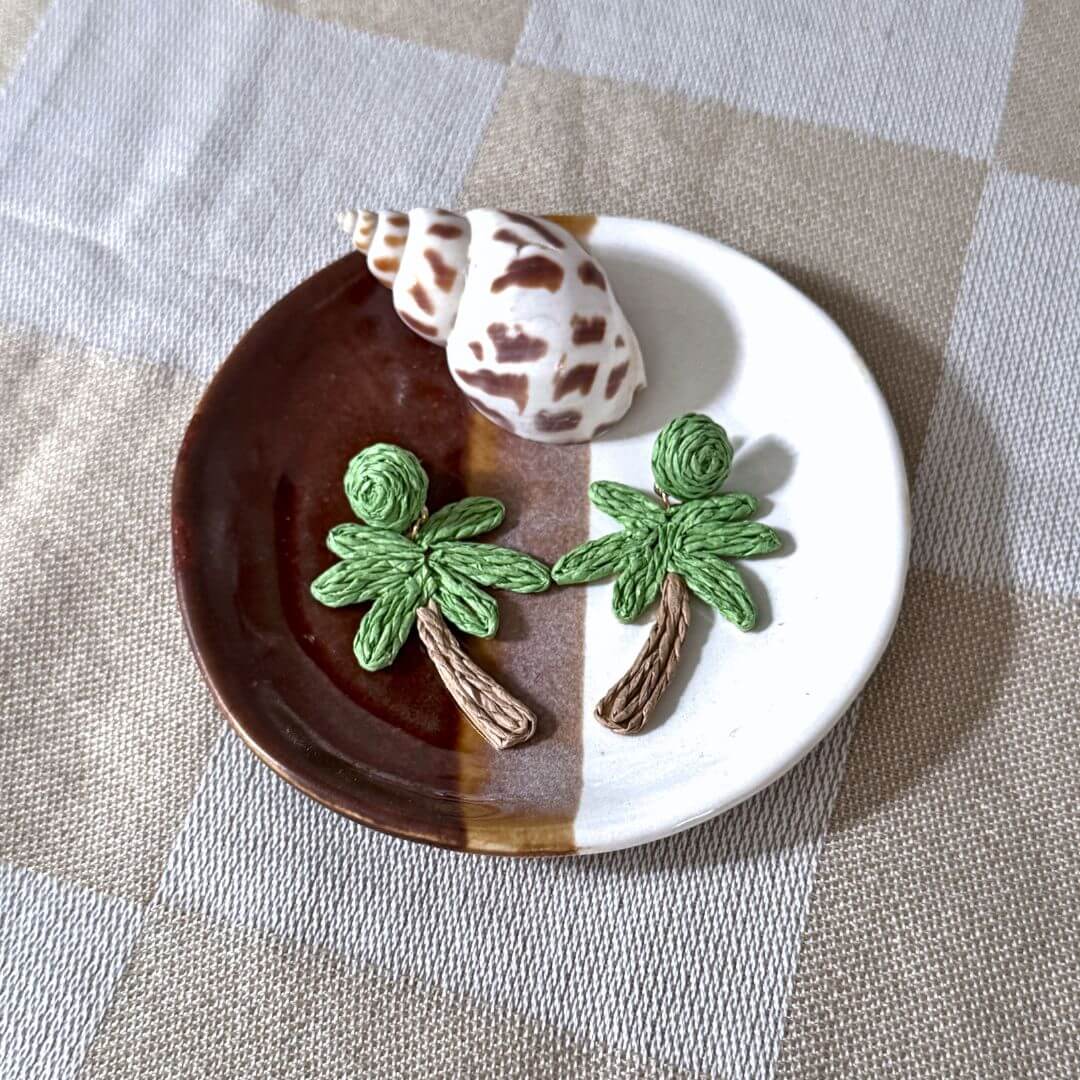 Playa - Palm Tree Earrings