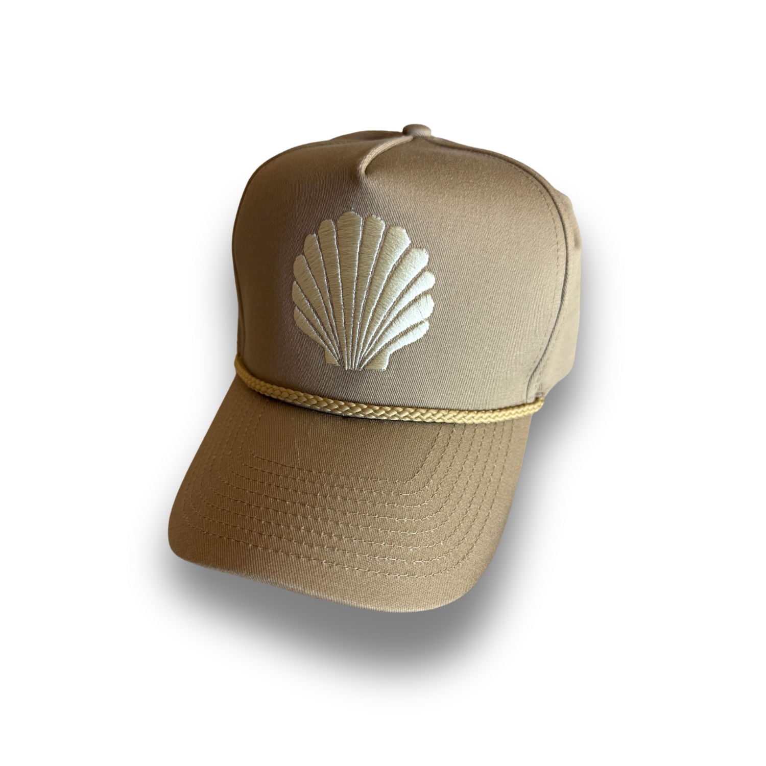Beige cap with a shell design